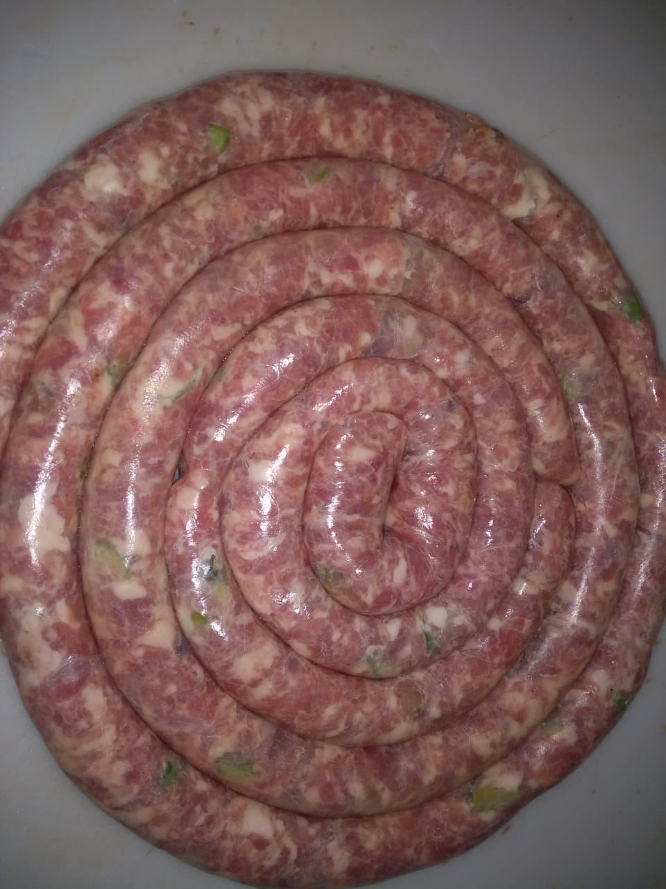 Linguiça caseira de pernil com jiló