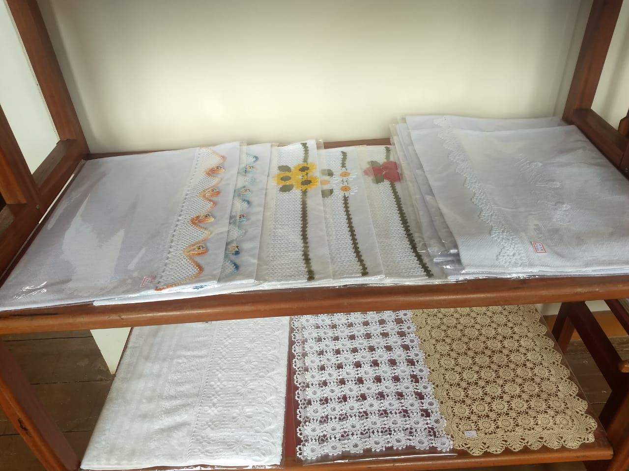 Associação dos Artesãos de Carmo do Rio Claro