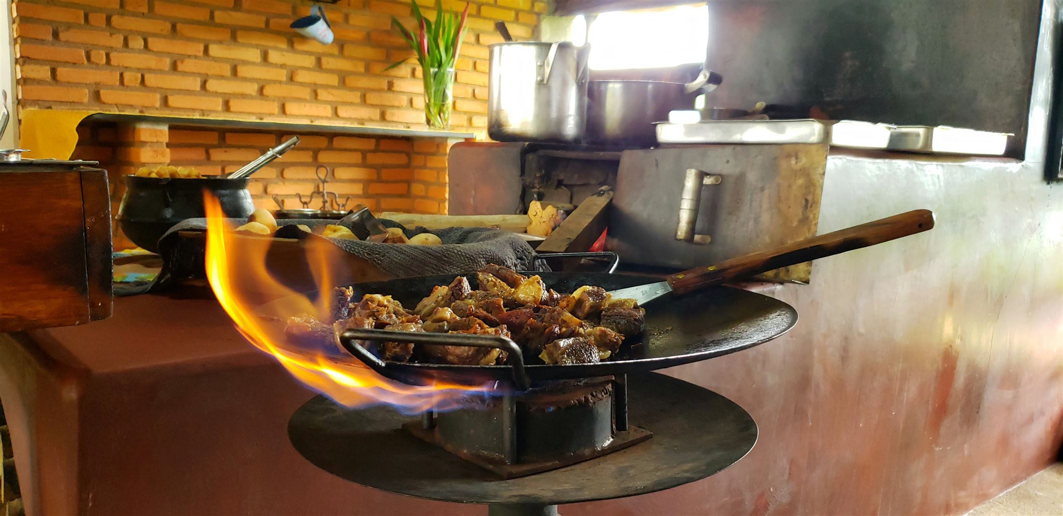 Foto 6 de Fazenda Tormenta - Almoço Típico Mineiro