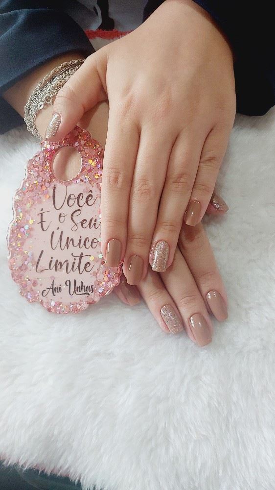 Ani Unhas