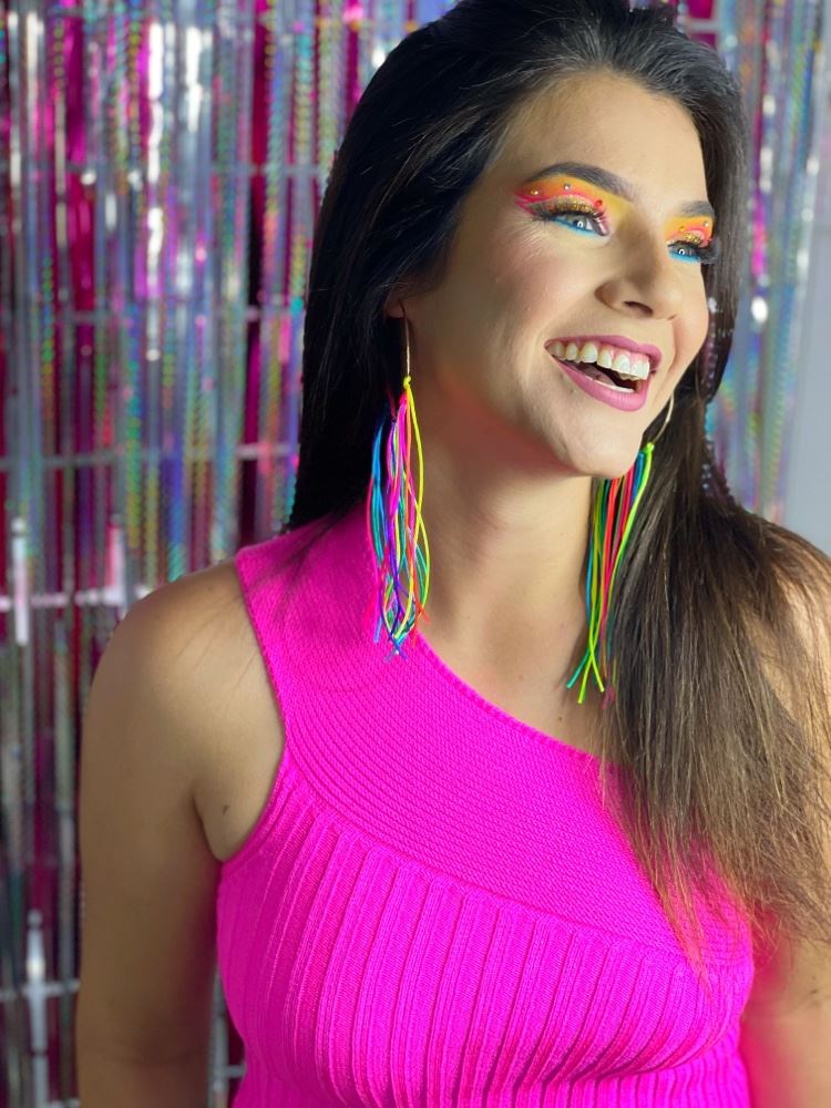 Caia na folia de Bruna Prado Acessórios!