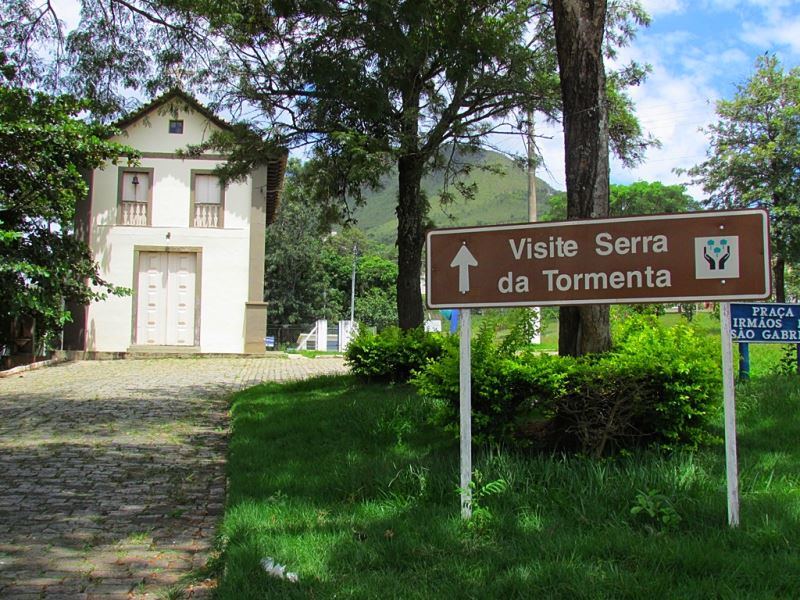 Capela Nosso Senhor dos Passos - Carmo do Rio Claro MG

Ler mais: http://www.serradatormenta.com.br/turismo-religioso-carmo-do-rio-claro/serra-da-tormenta/
