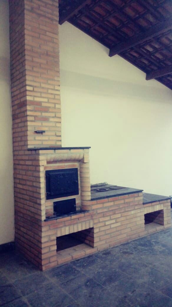 Fogão a lenha com forno 