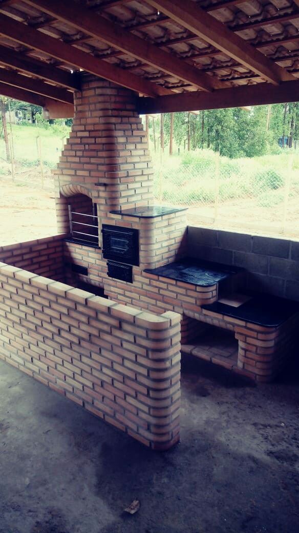 Churrasqueira 3 em 1 com balcao