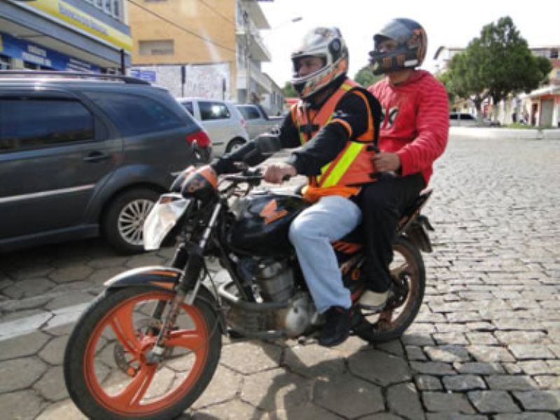 Estrela Moto Taxi, Ribeirão Preto, SP | Cliquei Achei