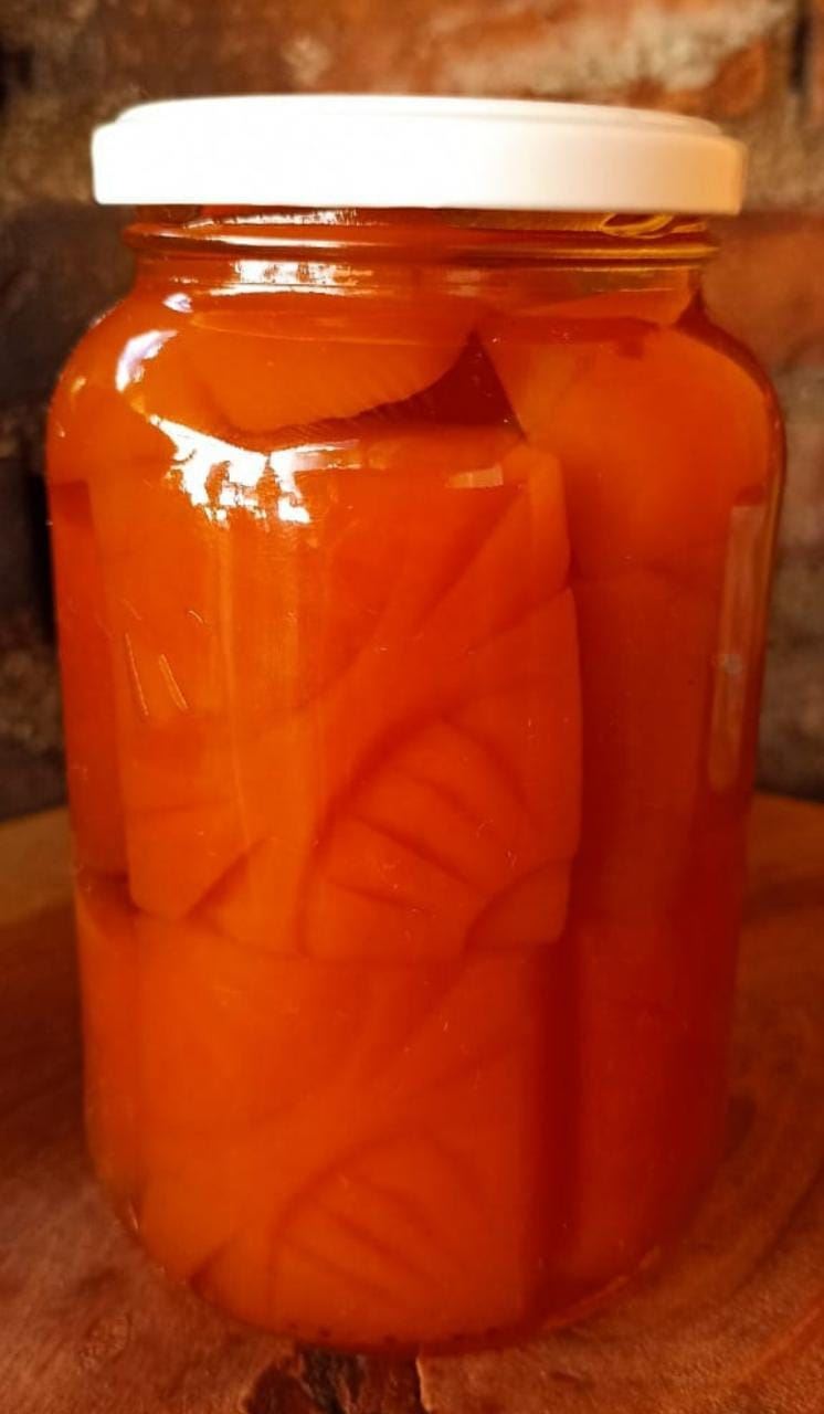 Doce de abóbora bordado