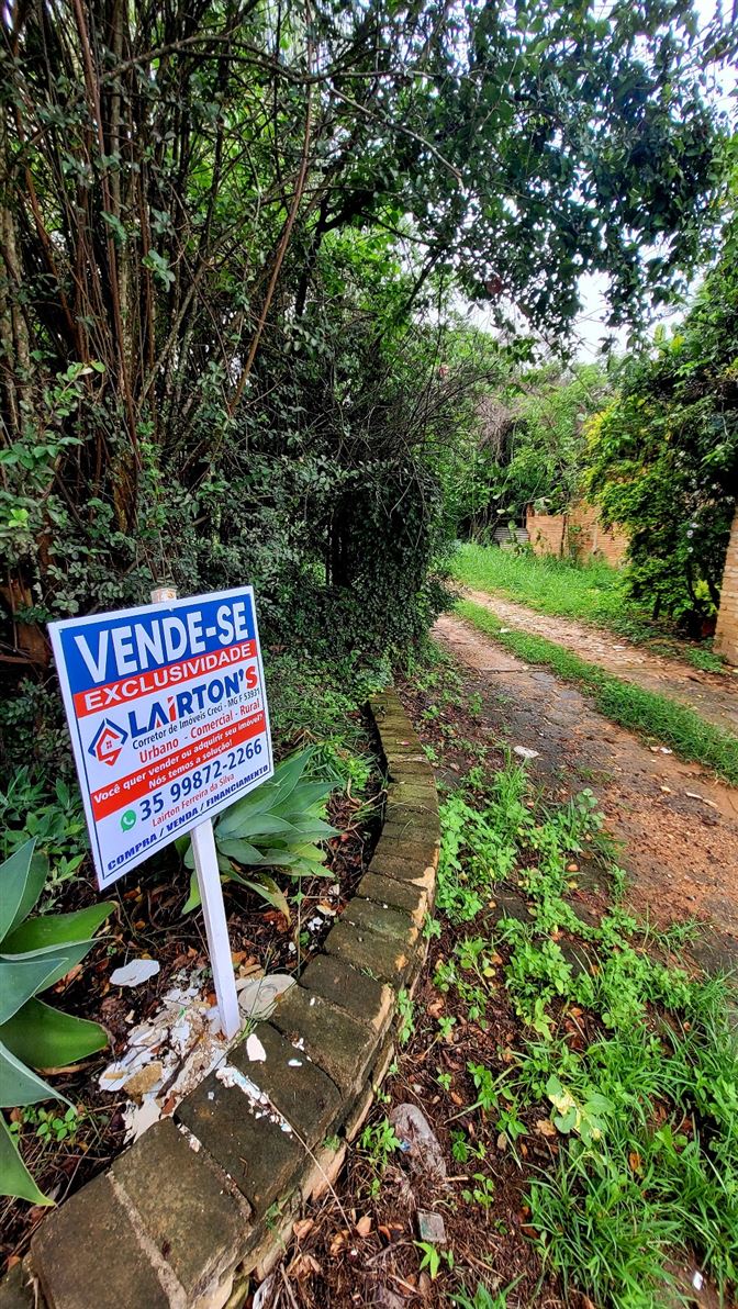 LAIRTON'S CORRETOR DE IMOVEIS CRECÍ-MG F.53931 CONTATE-NOS 35 99872 2266. 

VOCÊ QUER VENDER OU ADQUIRIR SEU IMÓVEL,URBANO-COMERCIAL-RURAL, NÓS TEMOS A SOLUÇÃO!!!