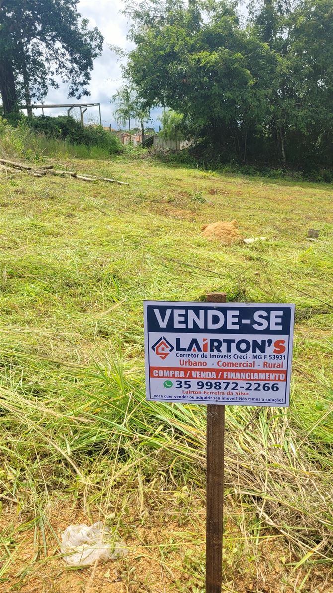🌟 Laírton's Corretor de Imóveis - Excelência em Negócios Imobiliários! 🌟

📜 CRECI MG F53931
Especialista em:
✔️ Compra, venda e financiamento de imóveis.
✔️ Imóveis urbanos, comerciais e rurais.

🔑 Você quer vender ou adquirir o imóvel dos seus sonhos?
Nós temos a solução perfeita para você!

🏠 Por que escolher o Lairton's Corretor de Imóveis?
✅ Atendimento personalizado e transparente.
✅ Experiência no mercado imobiliário.

O corretor de imóveis sempre vê mais porque vê com CORAÇÃO. 
✅ Comprometido em realizar os seus sonhos com total segurança.

📞 Entre em contato agora mesmo!Contate-nos 35 99872 2266 
Transforme o seu sonho em realidade com quem entende do assunto.

Lairton's Corretor de Imóveis
Seu futuro começa aqui!