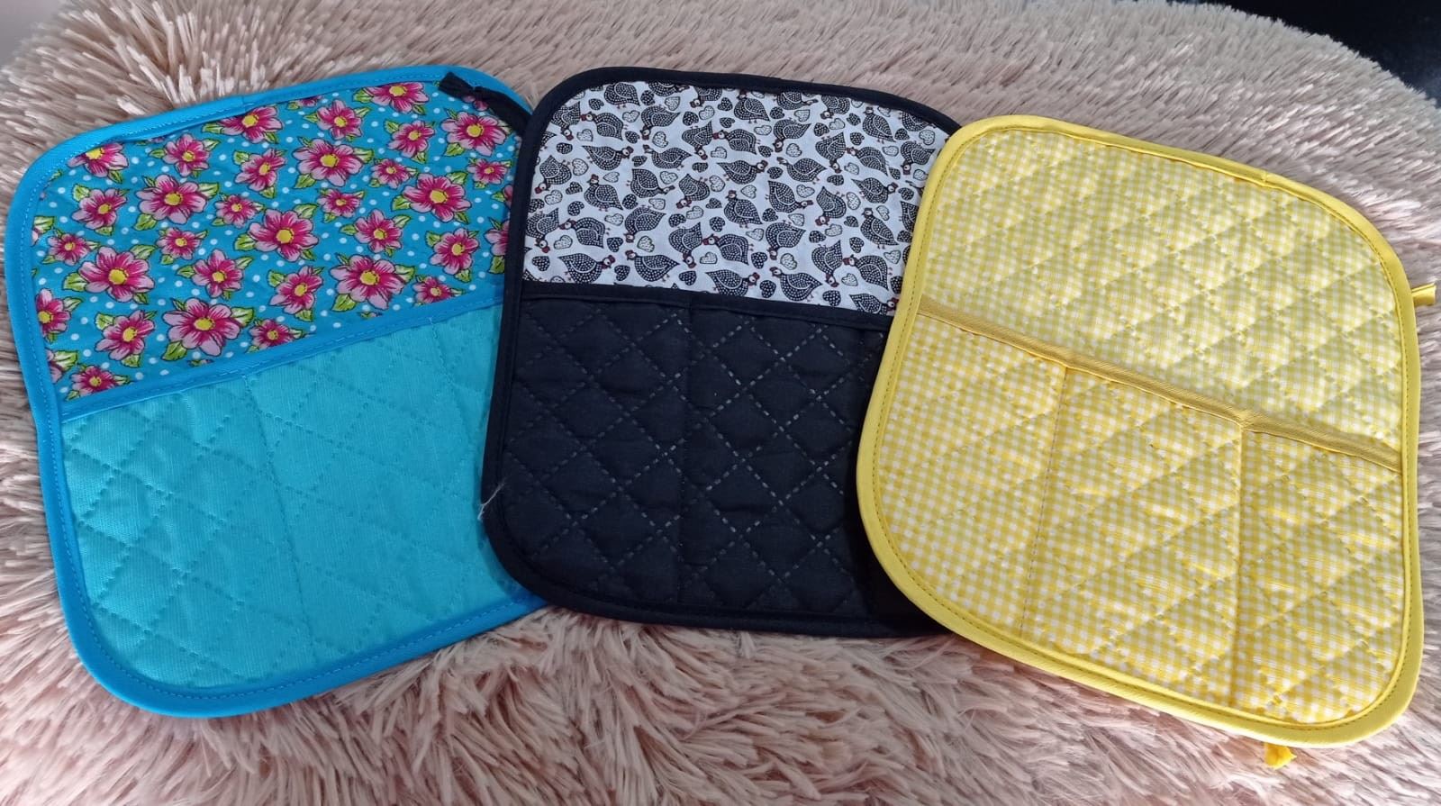 Porta talher. 
R$16,90