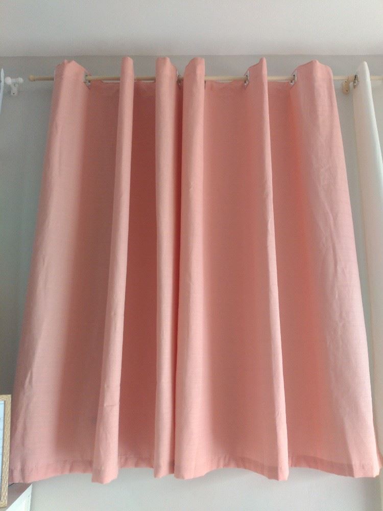 Variedades em cortinas . De vários tamanhos 
