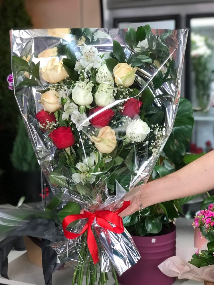 Buquê 12 rosas 🌹 
