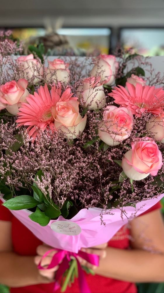 Buquê de Gerberas e rosas 