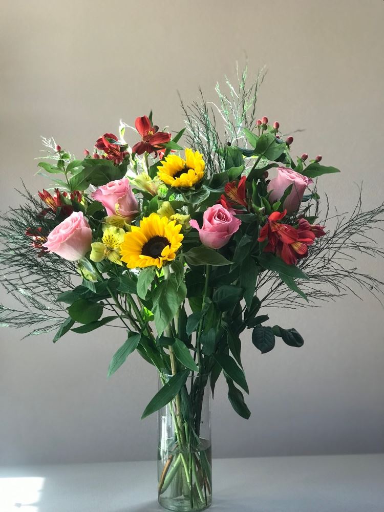 Arranjo da nossa assinatura floral 💐
Quer saber mais sobre nossos planos de assinatura floral?? Entre em contato com a gente 🌿💕