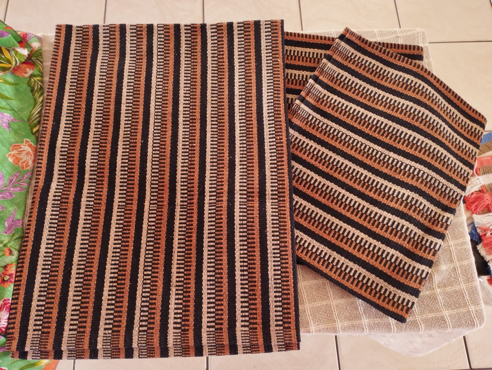 Tecelagem Arco Íris - Conjunto passadeira + 2 tapetinhos