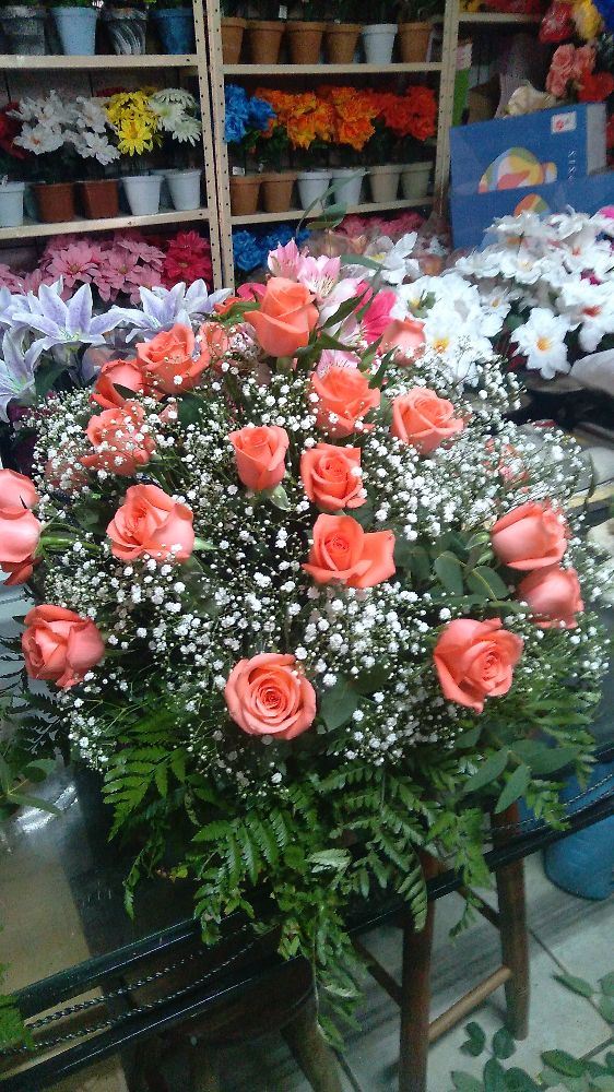 Arranjo com rosas greta.