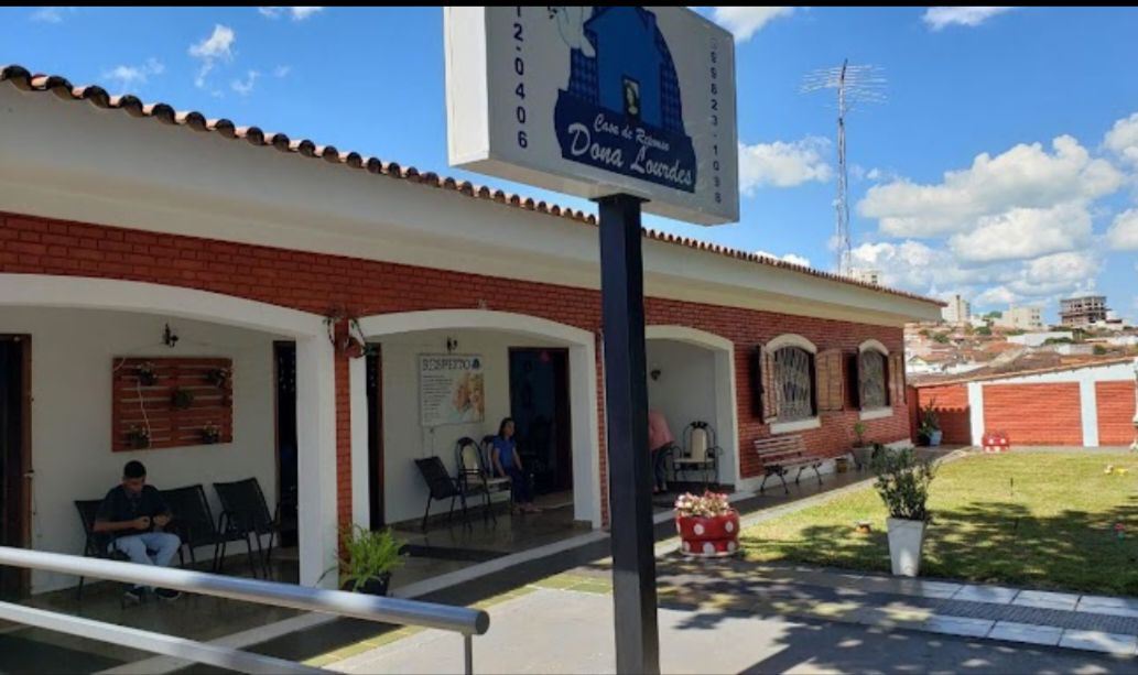 Casa De Repouso Dona Lourdes.
São Sebastião Do Paraiso MG 