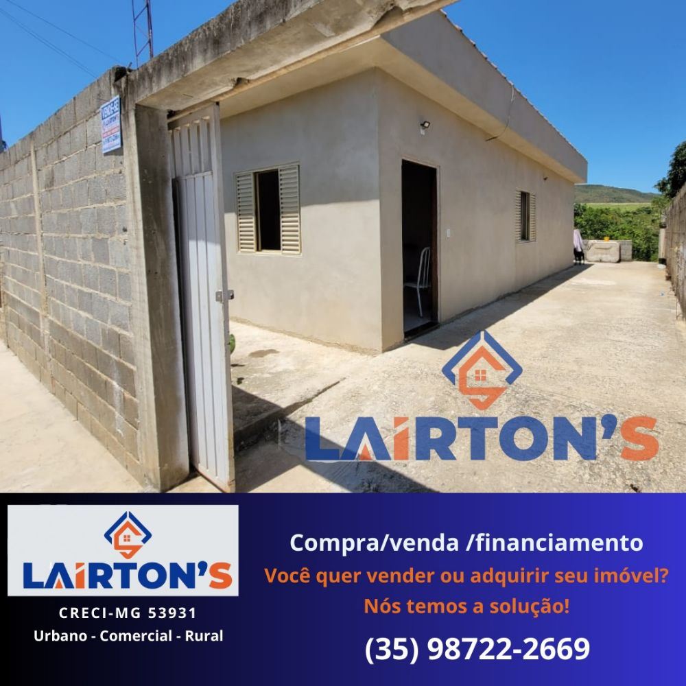 Imóvel espaçoso de 3 quartos, sala e cozinha, com banheiro iluminado naturalmente. Garagem para 3 carros e porão com 4 cômodos. Terreno de 200m² e mais 200m² de área verde, com construção de 70m². Localizado no bairro Continental, oferece conforto e espaço para toda a família.

Valor: 270.000

Metragem: ± 350m² / terreno construido 70m²

Localização: Bairro Continental