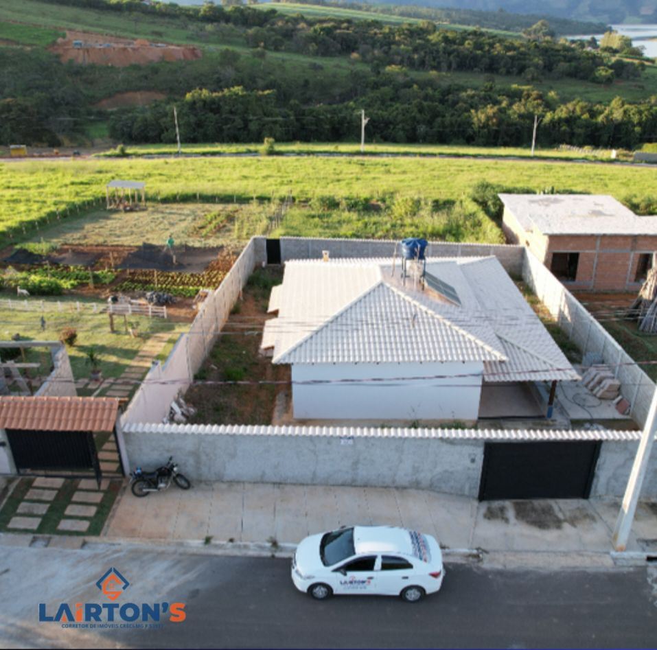 RANCHO A VENDA CHACREAMENTO VISTA DO LOGO.☆☆☆RANCHO DE ALTO PADRÃO ☆☆☆

☆☆☆ VEM QUE TEM! ☆☆☆

☆ TERRENO 1.080 M²
☆ Área Construída 200 M²
☆ Portão Eletrônico E Social 
☆ Garagem P/ 5 Carros 
☆ Sala E Cozinha Conjugada 
  Estilo Americano 
☆2 Dormitórios Sendo 1 Suite 
☆ Banheiro Social 
☆ Avarandada C/ Madeira
  Qualidade 
☆ Lavanderia 
☆ Aquecedor Solar 
☆ Telhas Envernizadas
☆ Piscina
☆ 100% Murada
☆ 100% ASFALTO 
☆ Poço Artesiano 
☆ 600 M² De Terreno Livre 
  Todo Cercado

ACEITO TERRENO, CARRO,CASA DE MENOR VALOR COMO PARTE DE PAGAMENTO.

Lairton's Corretor De Imóveis Creci-mg f.53931. Contate-nos 35 99872 2266.
https://www.instagram.com/reel/C5_ILvyudgq/?igsh=MW9nYzR0MTM1eDJzbA==
https://www.instagram.com/reel/C5_WCrZONpE/?igsh=dzJnZ2JneXlsY2xm