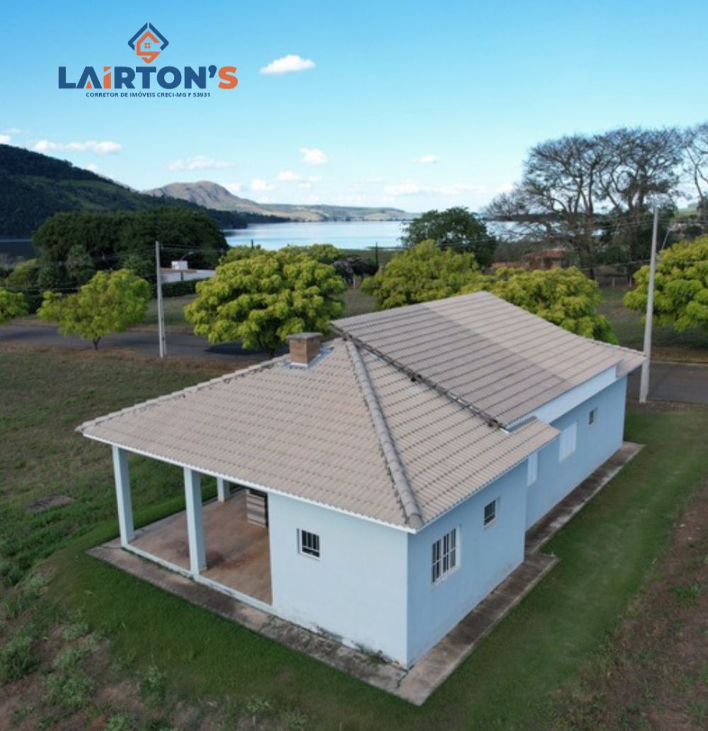 CASA A VENDA NO CHACREAMENTO PARQUE DO LAGO.

☆☆☆ EXCLUSIVIDADE ☆☆☆

☆☆☆ ACEITA PERMUTA☆☆☆

☆☆☆ ÁREA DE ALTA VALORIZAÇÃO ☆☆☆

☆ PRÓXIMO AO LAGO DE
  FURNAS C/ EMBARQUE 
  DESEMBARQUE BARCOS,
 JET SKI, LANCHAS ETC.

☆☆☆ VALOR $ 520.MIL ☆☆☆

PROJETO NO ESTILO COLONIAL EM FINO ACABAMENTO!

LOCALIZADA A 8 KM DE CARMO DO RIO CLARO SUL DE MINAS, SENDO 5 KM DE ASFALTO.

☆ Terreno 1.000 M²
☆ Área Construída 140.M²
☆ 3 Dormitórios Sendo 1 Suite 
☆ Cozinha Americana
☆ Sala De Estar Ampla 
☆ Banheiro Social 
☆ Piso De Porcelanato 
☆ Área Gourmet Completa C/
 Churrasqueira, Balcão De 
  Granito, 
☆ Lavabo Externo 
☆ 860 M² Área Livre 

Lairton's Corretor De Imóveis Creci-mg. Contate-nos 35 999 555 999 35 99872 2266.
https://www.instagram.com/reel/C69Y-HiuMyw/?igsh=azc1cHhnc3g4Mzg5