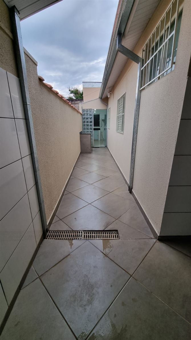 CASA A VENDA BAIRRO:RESIDENCIAL PERES ELIAS,NA QUINTA DO CAFÉ. 

☆☆☆ FRANCA SP ☆☆☆

☆☆☆ VEM QUE TEM! ☆☆☆

☆☆☆ VALOR $ 330.MIL ☆☆☆

☆☆☆ ÁREA DE ALTA VALORIZAÇÃO ☆☆☆

☆ Terreno 160 M²
☆ Área Construída 136.48 M²
☆ Portão Eletrônico E Social 
☆ Garagem P/ 3 Carros
☆ Toda Murada C/ Mega Segurança 
☆ Mega Sala De Estar
☆ 3 Dormitórios Sendo 1 Suíte
☆ Cozinha Ampla 
☆ Dormitório Nos Fundos 
☆ Entrada Independente P/ Fundos 
☆ Lavanderia Ampla 
☆ Área P/ Construir Churrasqueira 

☆ FRANCA UMA DAS 5 CIDADES,CONSIDERADA DE MELHOR QUALIDADE DE VIDA PARA SE VIVER,DO POVO MAIS ACOLHEDOR DO ESTADO DE SP.

Lairton's Corretor De Imóveis Creci-mg f.53931. CONTATE-NOS 35 99872-2266.