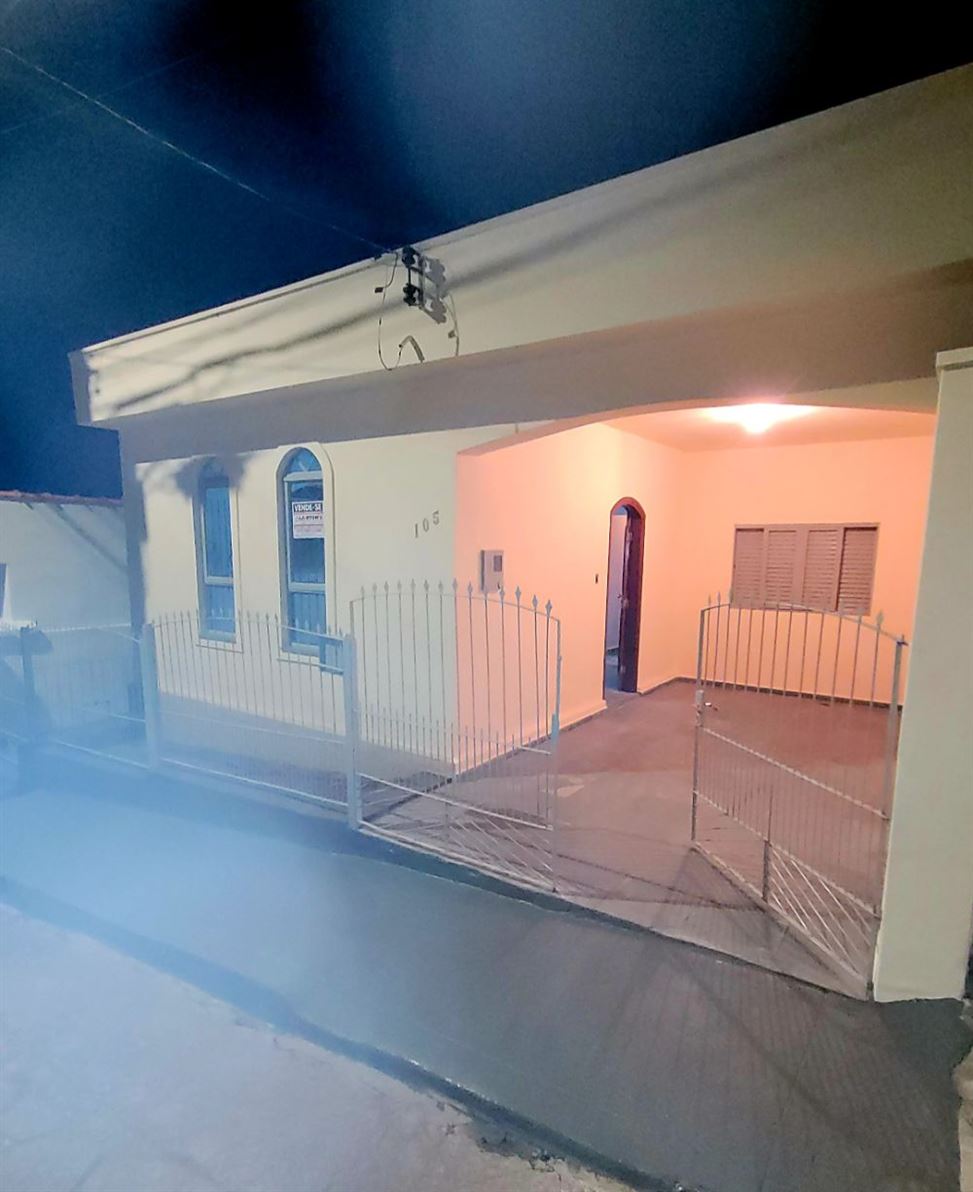 CASA A VENDA BAIRRO:SÃO BENEDITO. OPORTUNIDADE E NEGÓCIO DE OCASIÃO.PARA VOCÊ QUER SAIR DO ALUGUEL C/ PREÇO QUE CABE NO SEU BOLSO!

☆☆☆ EXCLUSIVIDADE ☆☆☆

☆☆☆ VALOR $ 280.MIL ☆☆☆

☆☆☆ VEM QUE TEM! ☆☆☆

☆☆☆ ÁREA DE ALTA VALORIZAÇÃO ☆☆☆

☆Terreno 380 M²
☆ Área Construída 170 M²
☆ Portão Entrada Independente 
  P/ Edicula 
☆ Garagem Ampla
☆ Sala Ampla
☆ Corredor
☆ 3 Dormitórios 
☆ Banheiro Social 
☆ Sala De Jantar 
☆ Lavanderia Coberta 
☆ Área De Lazer 
☆ Cozinha Separada Ampla 
☆ 2 Dispensa 

☆☆☆ EDICULA ☆☆☆

☆ 1 Dormitório 
☆  Cozinha Ampla 
☆ Banheiro Social 
☆ Dispensa Pode Tornar 1
  Dormitório 
☆ Lavanderia Externa
☆ 3 Pés Jaboticaba Produzindo 
☆ 100 M² Área Livre 

LAIRTON'S CORRETOR DE IMOVEIS CRECÍ-MG F.53931. CONTATE-NOS 35 99872 2266
https://www.instagram.com/reel/C8py07RpbxN/?igsh=YWdnMGs5MnJ6M2Ro
https://www.instagram.com/reel/C82_GhuuQ0m/?igsh=MWh3dXd4YTRzdmNpcA==
