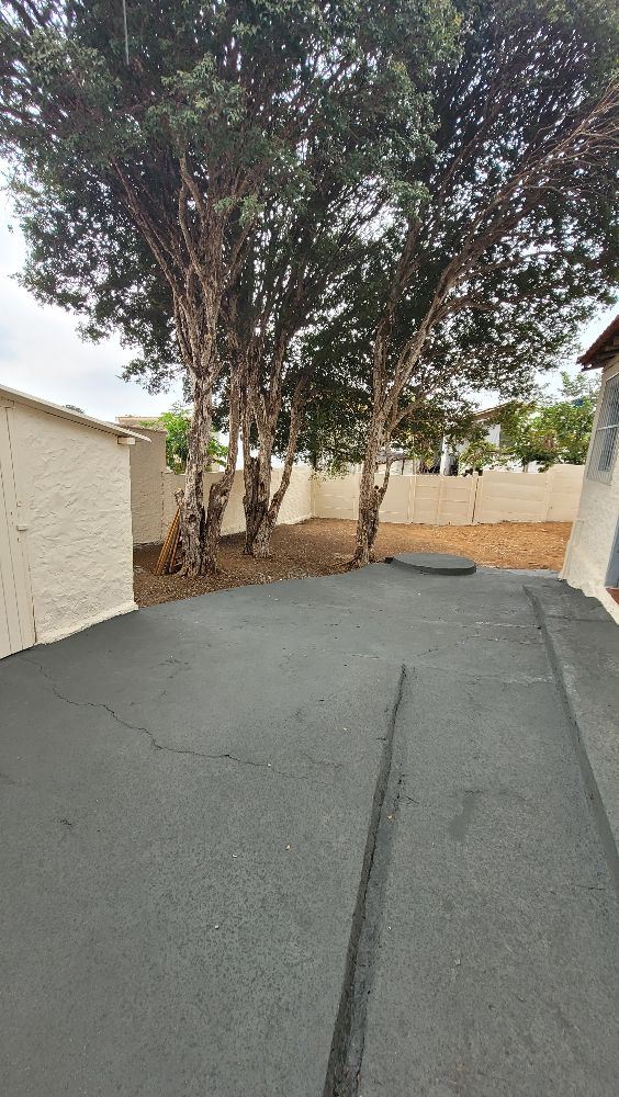 CASA A VENDA BAIRRO:SÃO BENEDITO. OPORTUNIDADE E NEGÓCIO DE OCASIÃO.PARA VOCÊ QUER SAIR DO ALUGUEL C/ PREÇO QUE CABE NO SEU BOLSO!

☆☆☆ EXCLUSIVIDADE ☆☆☆

☆☆☆ VALOR $ 280.MIL ☆☆☆

☆☆☆ VEM QUE TEM! ☆☆☆

☆☆☆ ÁREA DE ALTA VALORIZAÇÃO ☆☆☆

☆Terreno 380 M²
☆ Área Construída 170 M²
☆ Portão Entrada Independente 
  P/ Edicula 
☆ Garagem Ampla
☆ Sala Ampla
☆ Corredor
☆ 3 Dormitórios 
☆ Banheiro Social 
☆ Sala De Jantar 
☆ Lavanderia Coberta 
☆ Área De Lazer 
☆ Cozinha Separada Ampla 
☆ 2 Dispensa 

☆☆☆ EDICULA ☆☆☆

☆ 1 Dormitório 
☆  Cozinha Ampla 
☆ Banheiro Social 
☆ Dispensa Pode Tornar 1
  Dormitório 
☆ Lavanderia Externa
☆ 3 Pés Jaboticaba Produzindo 
☆ 100 M² Área Livre 

LAIRTON'S CORRETOR DE IMOVEIS CRECÍ-MG F.53931. CONTATE-NOS 35 99872 2266
https://www.instagram.com/reel/C8py07RpbxN/?igsh=YWdnMGs5MnJ6M2Ro
https://www.instagram.com/reel/C82_GhuuQ0m/?igsh=MWh3dXd4YTRzdmNpcA==
