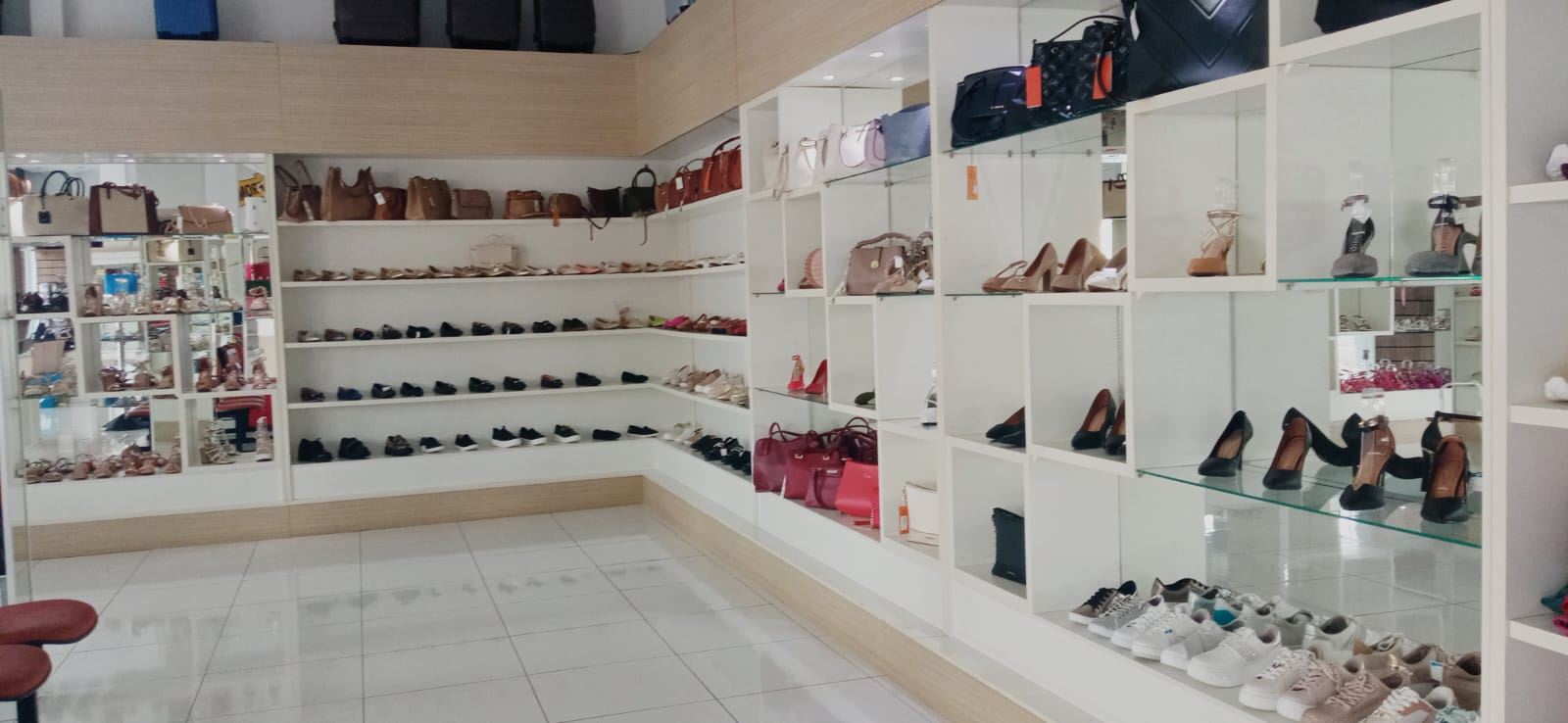 Elite Calçados e Acessórios