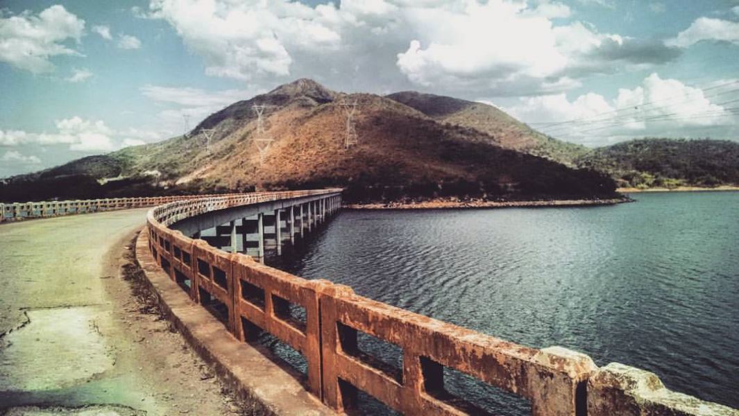 Sobre a Ponte Torta, ou Ponte do Poção. Foto: Gustavo Lima