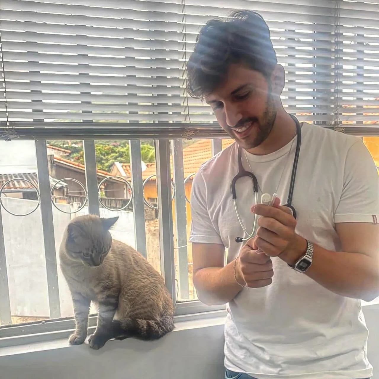 Dr Pattas - Médico Veterinário Renan Araújo