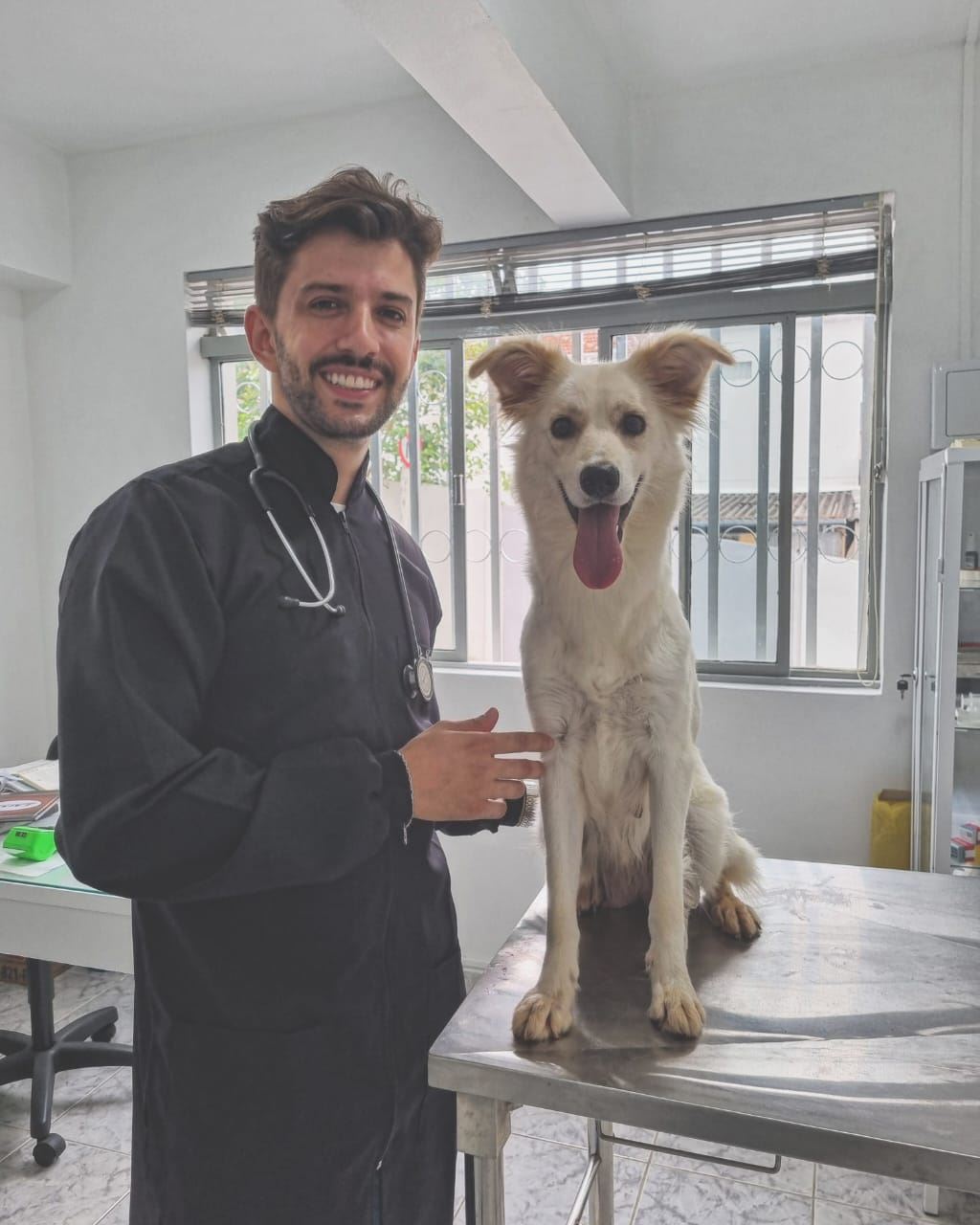 Dr Pattas - Médico Veterinário Renan Araújo